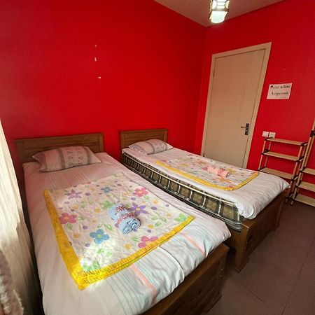 Guest House Barbi Batumi Luaran gambar