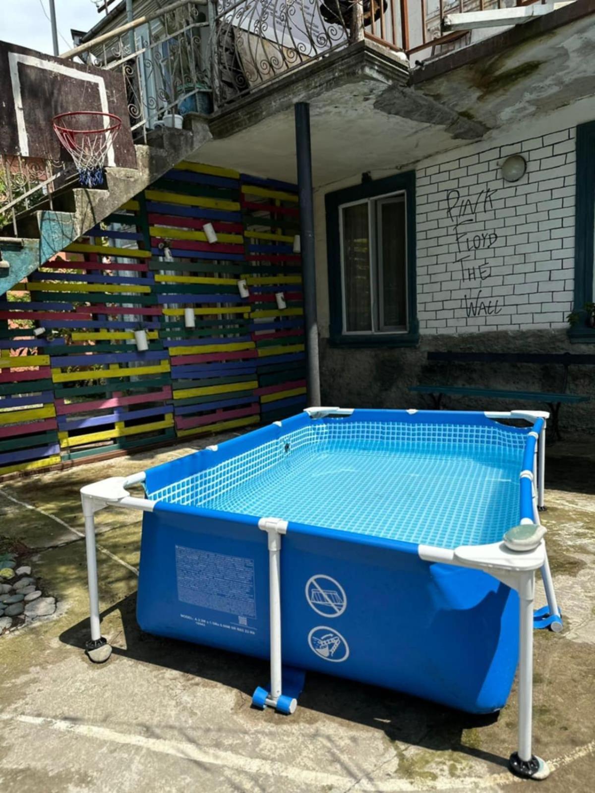 Guest House Barbi Batumi Luaran gambar