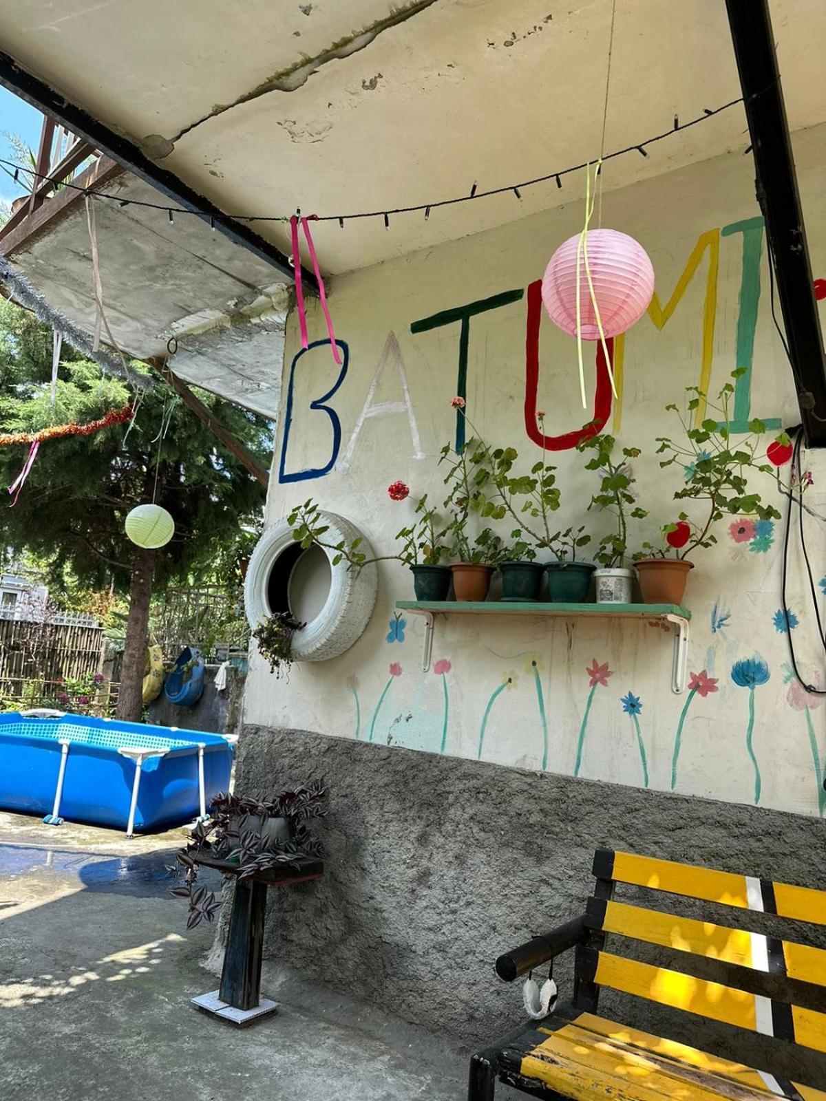 Guest House Barbi Batumi Luaran gambar
