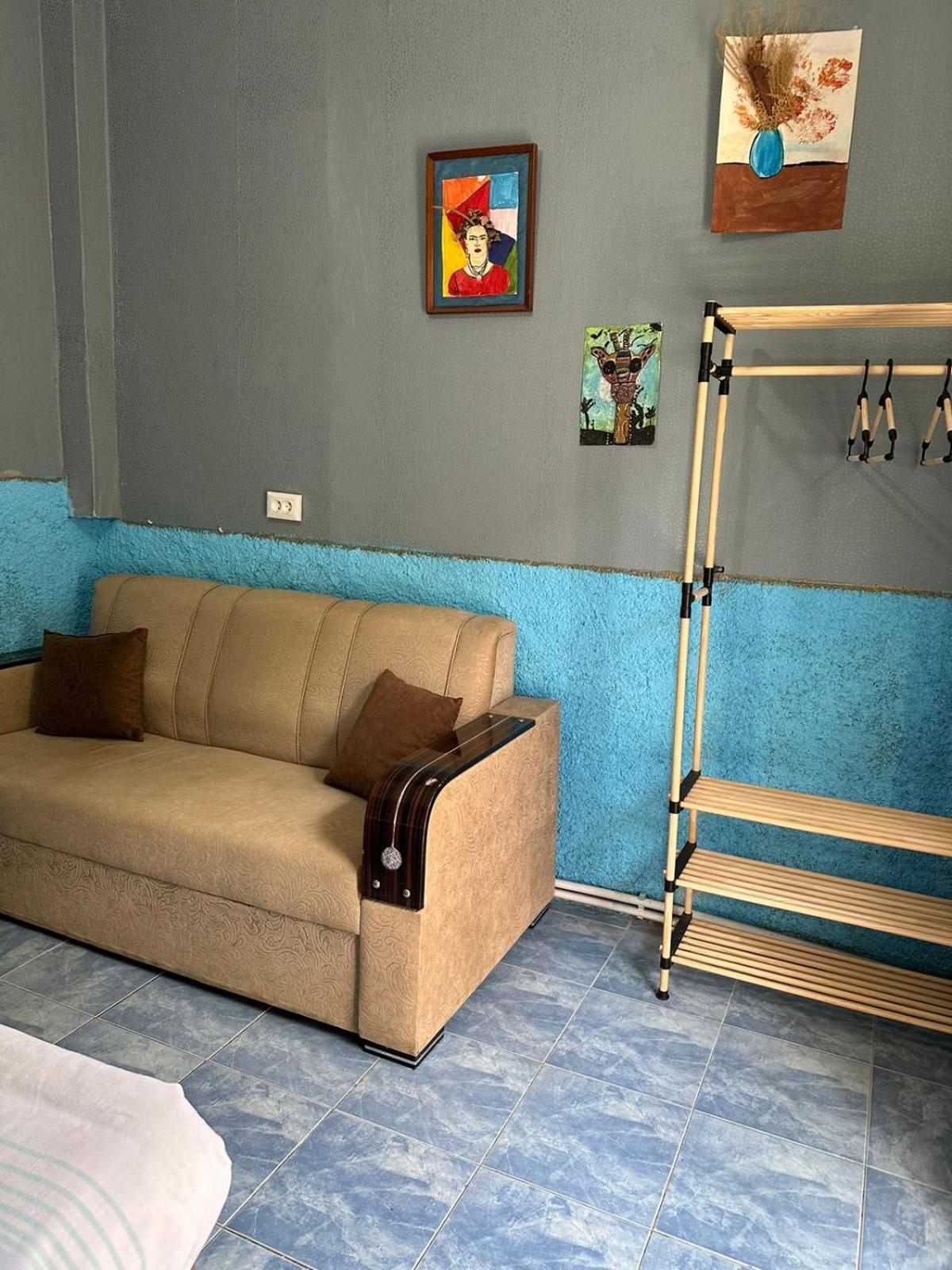 Guest House Barbi Batumi Luaran gambar