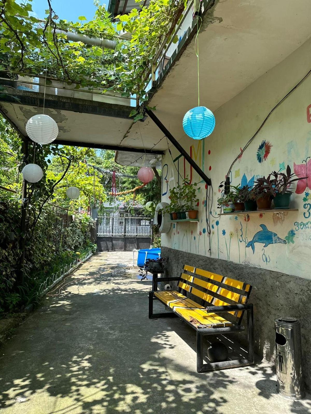 Guest House Barbi Batumi Luaran gambar